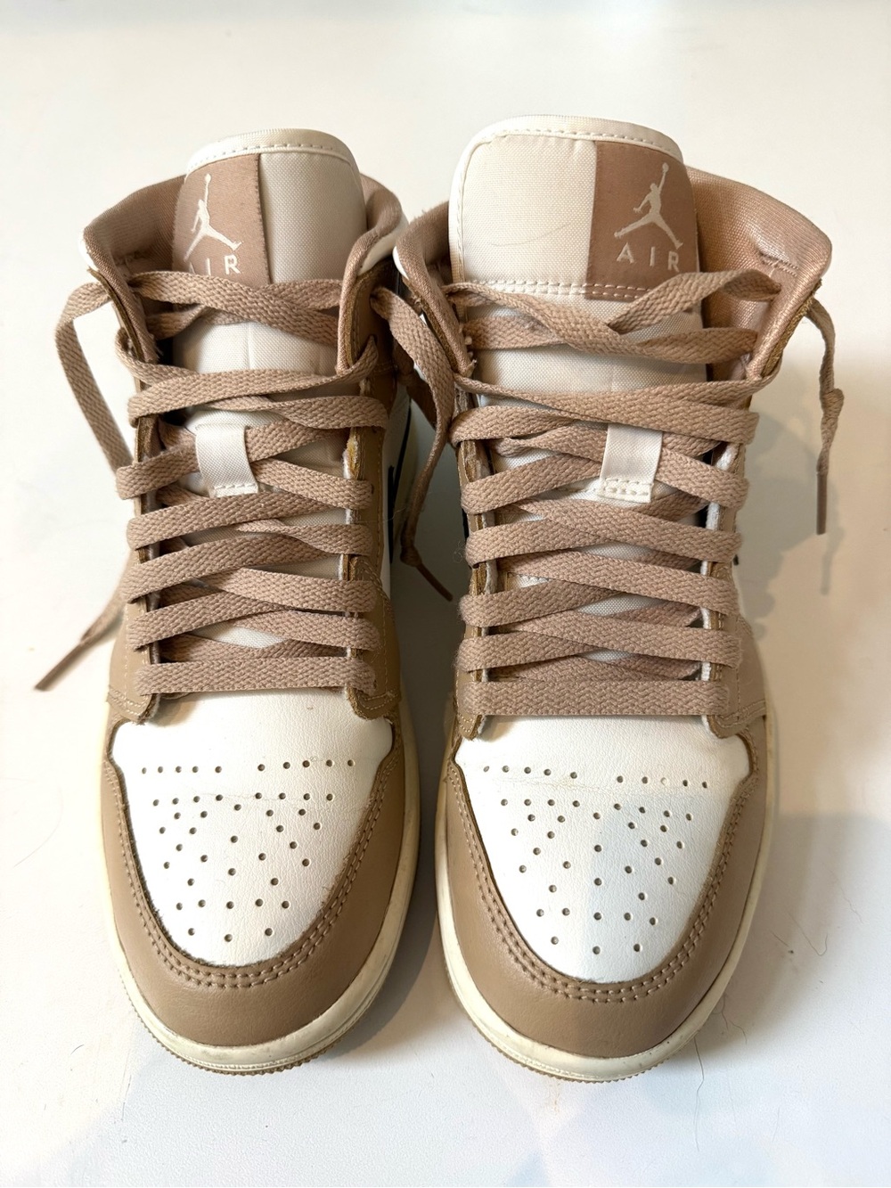 Nike Air Jordans Tan/White